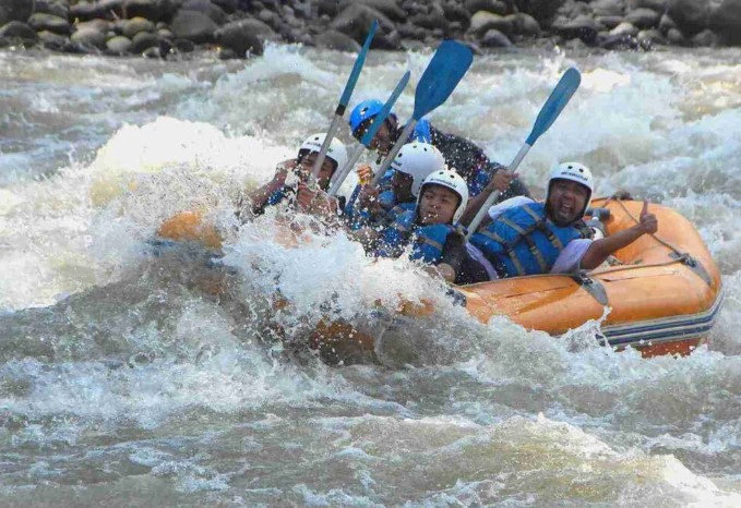 Paket Rafting